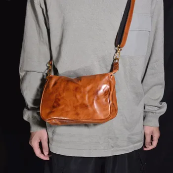 AETOO Британская ретро-сумка-мессенджер текстура растительной дубленой кожи простая сумка через плечо большая емкость кожаный рюкзак пригородный ma