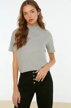 Trendyol Женская однотонная футболка с коротким рукавом и обычным кроем BP