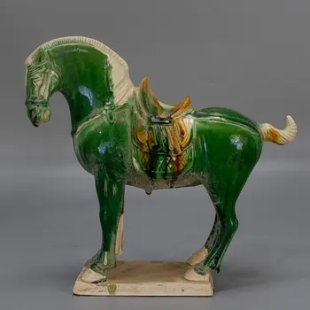 Китайский Тан Трехцветная глазурованная керамика Зеленый 9,0 дюймов Боевой конь Фарфоровая статуэтка для декоративного дисплея Коллекционный подарок