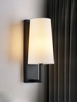 Настенный светильник Прикроватная лампа Американская спальня Скандинавский светодиодный Гостиная Проход Лестничный светильник Простой черный Современный Креативный