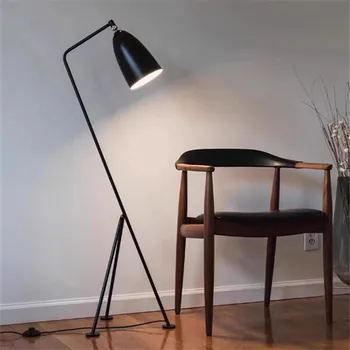 Промышленный торшер Дания Дизайнер Ретро Макарон минималистичный светильник для спальни Творческая студия Гостиная штатив