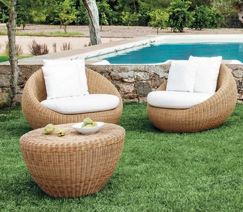Терраса для отдыха сад вилла круглый диван кресло открытый двор солярий ротанг диван высококлассный