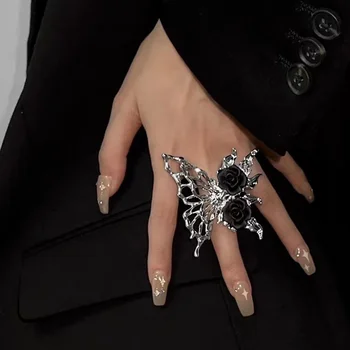  Ювелирные изделия: новое дизайнерское кольцо с цветочными деталями в форме бабочки 2023 года, кольца в стиле слипон для женщин, коктейльное кольцо